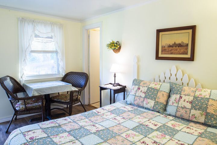 Room 95 of 136