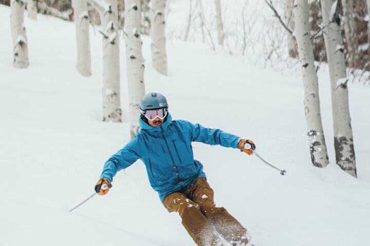 Skiing