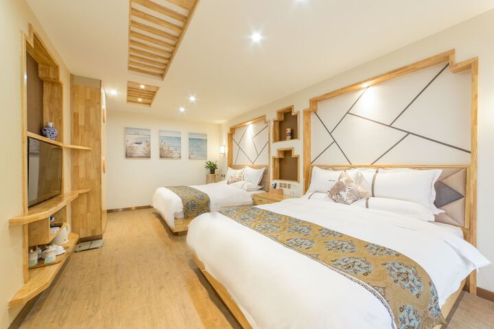 Room 4 of 29