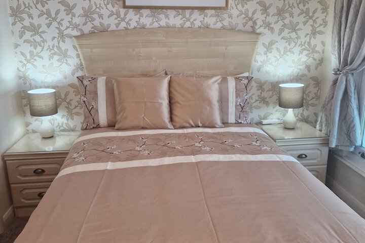 Room 48 of 184