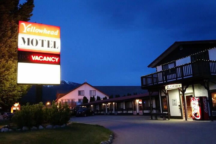 Hotel 27 of 29