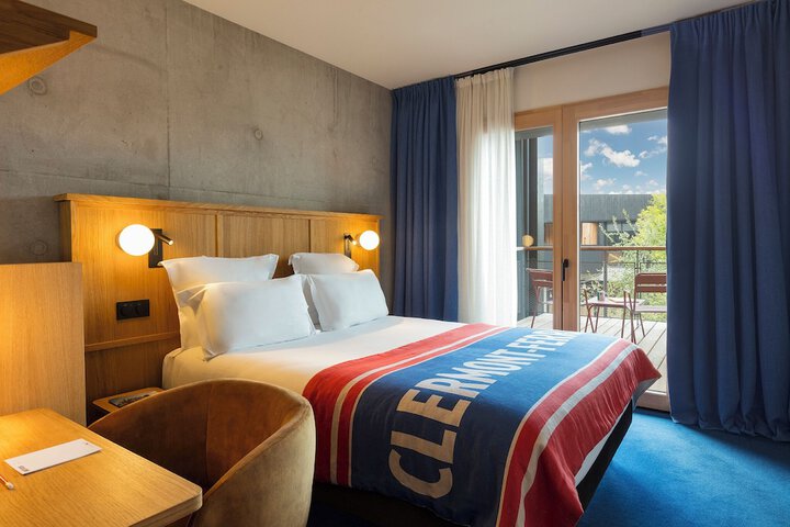 Room 16 of 71