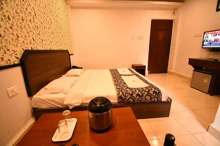 Room 12 of 75