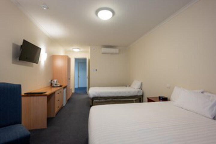 Room 61 of 210