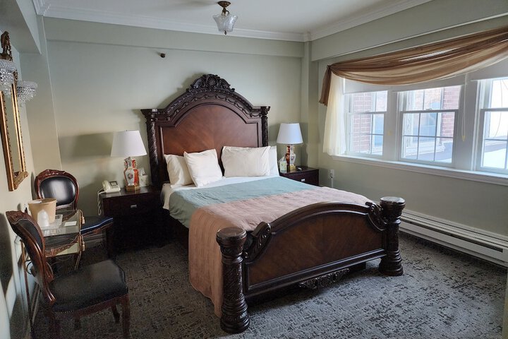 Room 90 of 206