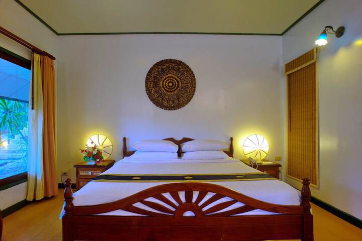 Room 3 of 60