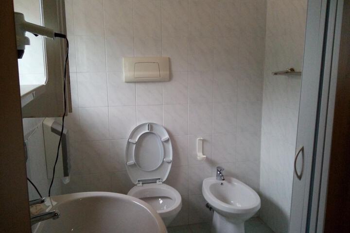 Room 39 of 67