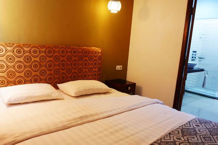 Room 25 of 130