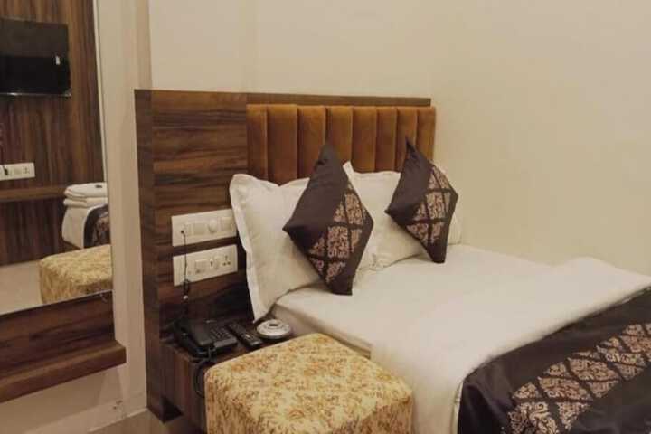 Hotel Vrinda Inn