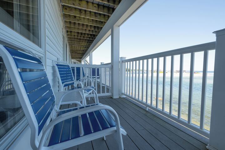 Terrace/Patio 100 of 176