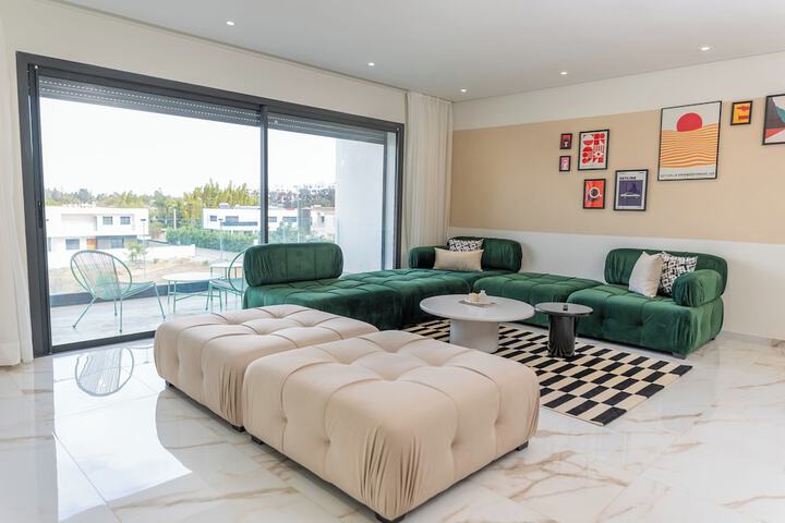 Room 42 of 47