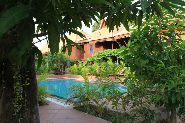 Pools & Facilities