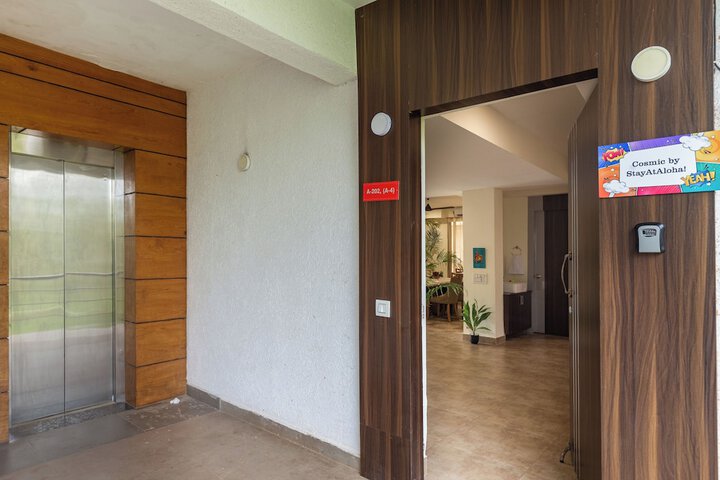 Room 439 of 682