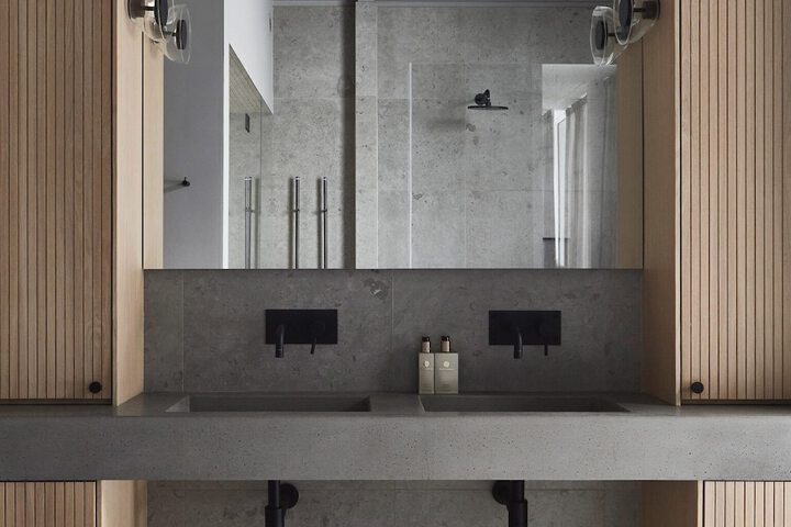 Room 10 of 29