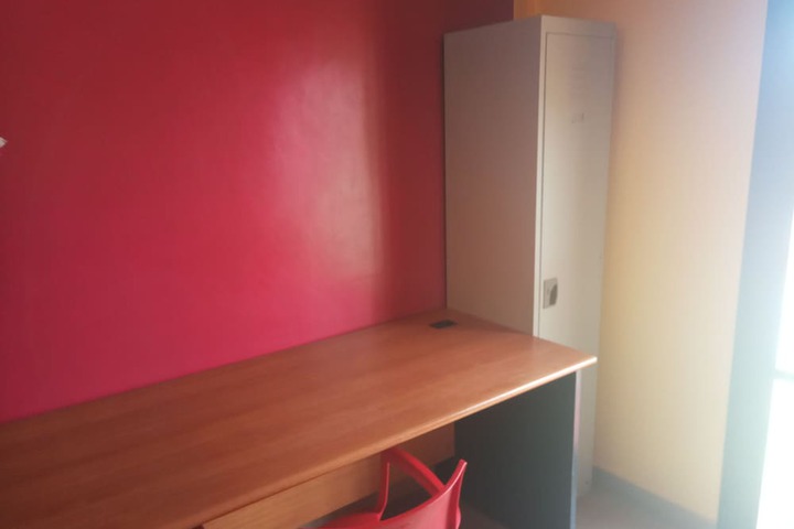 Room 9 of 17