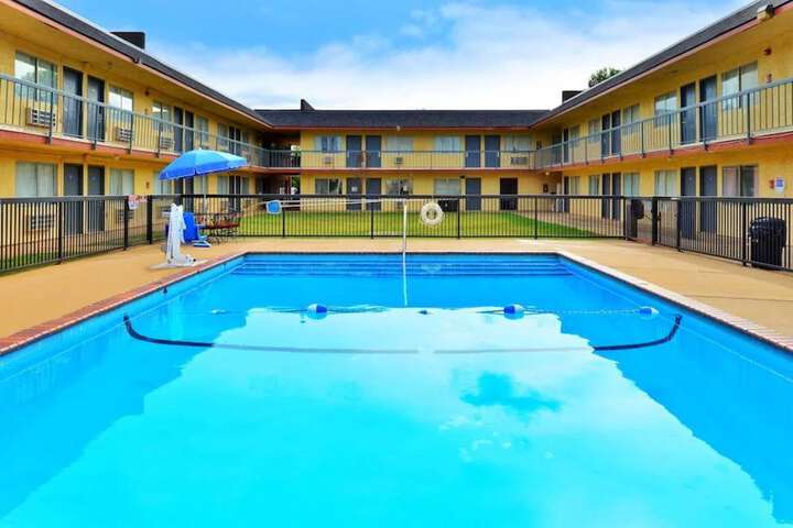 Pool 78 of 120
