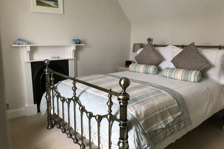 Room 5 of 41