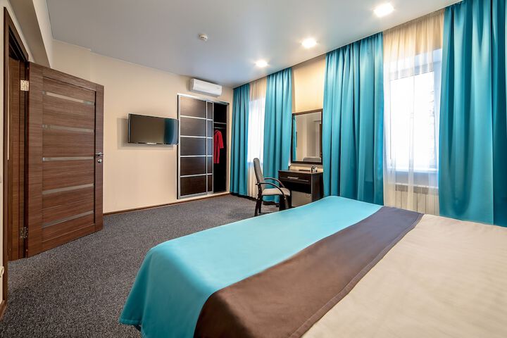 Room 22 of 107