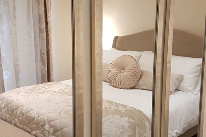 Room 12 of 147