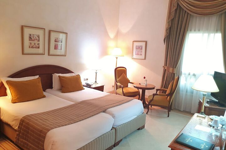 Room 6 of 47