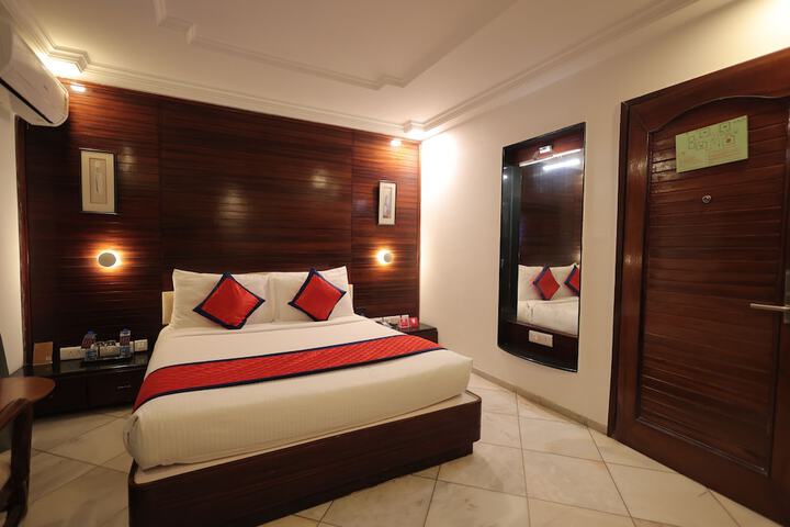 Room 4 of 47