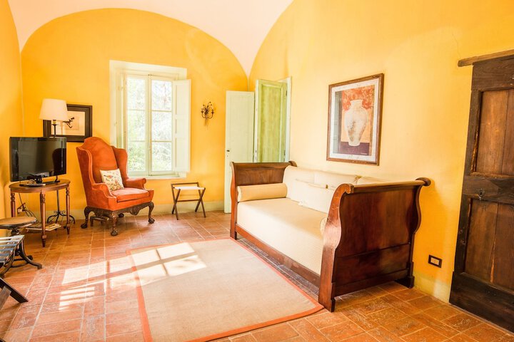 Room 51 of 225