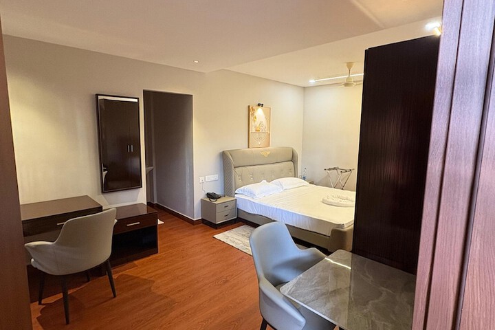 Room 21 of 72