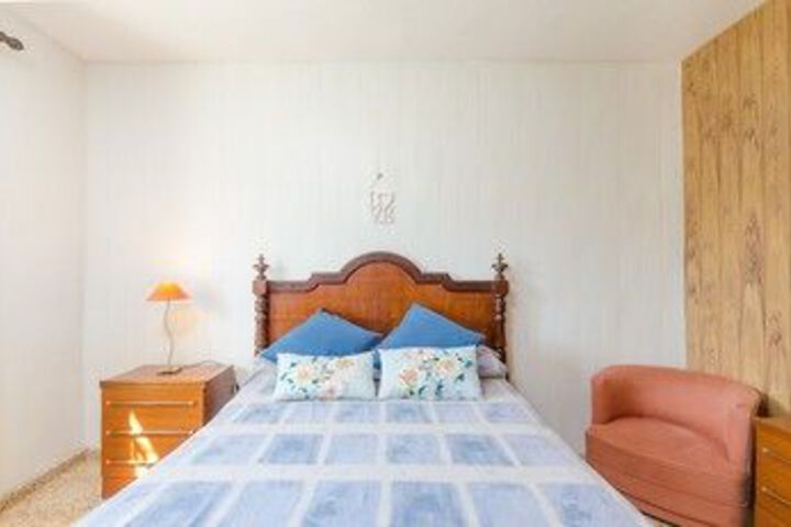 Room 1 of 11