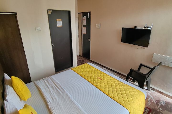 Room 12 of 31