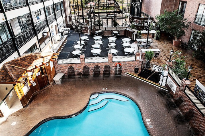 Pools & Facilities