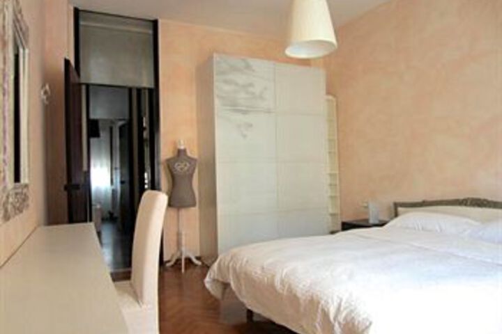 Room 13 of 14