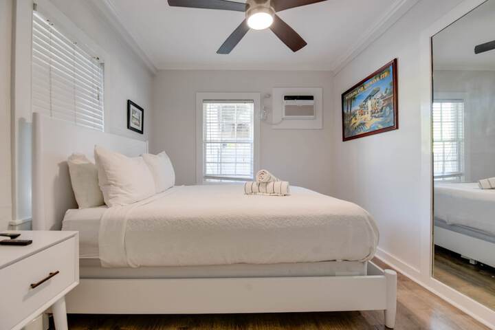 Room 15 of 30