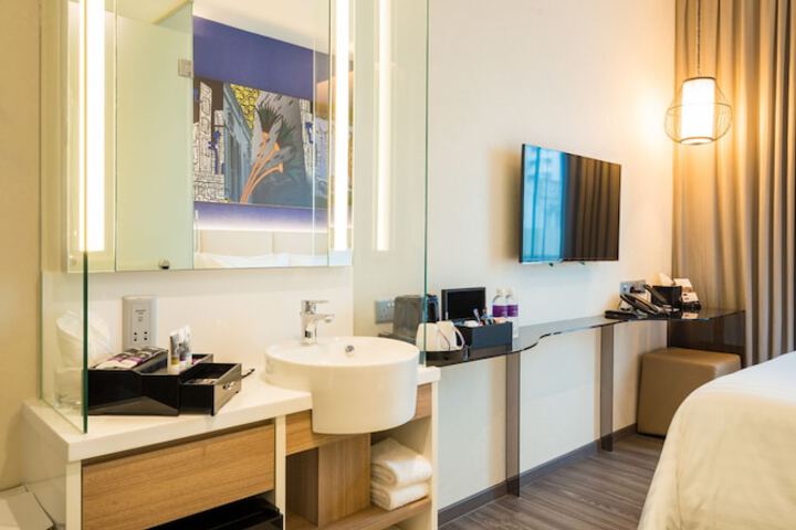 Room amenity