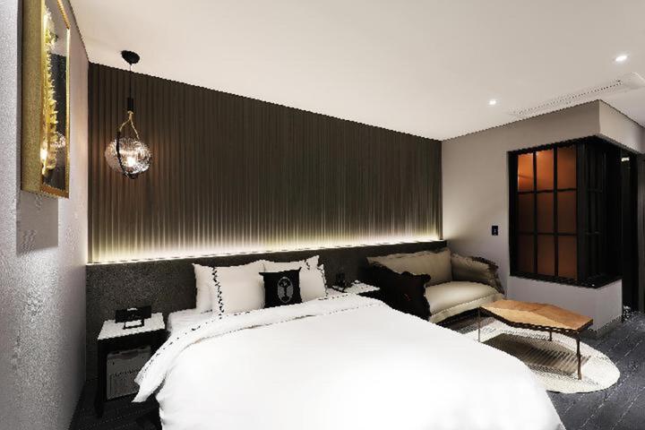 Room 65 of 65