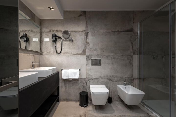 Bathroom Interior Photo