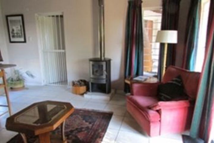 Acacia House