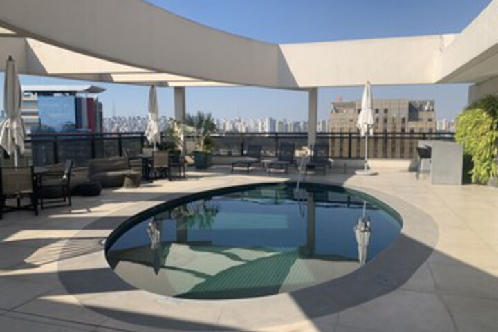Pool 24 of 35