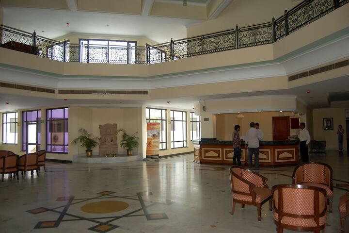 Check-in/check-out kiosk