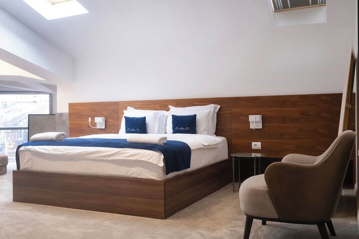 Room 13 of 55