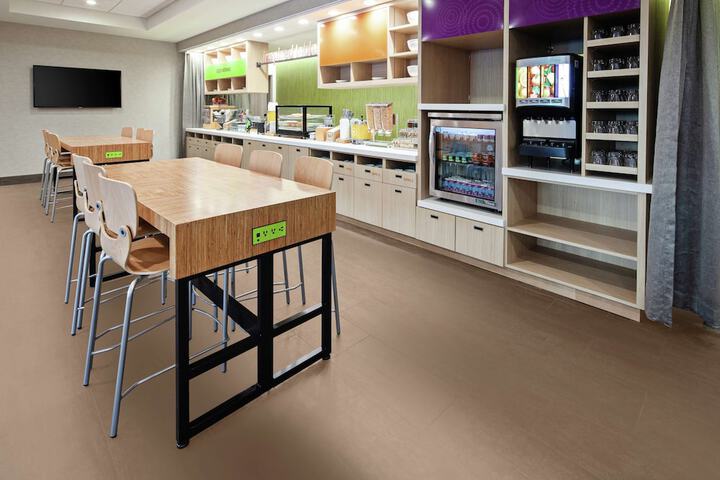 Breakfast area