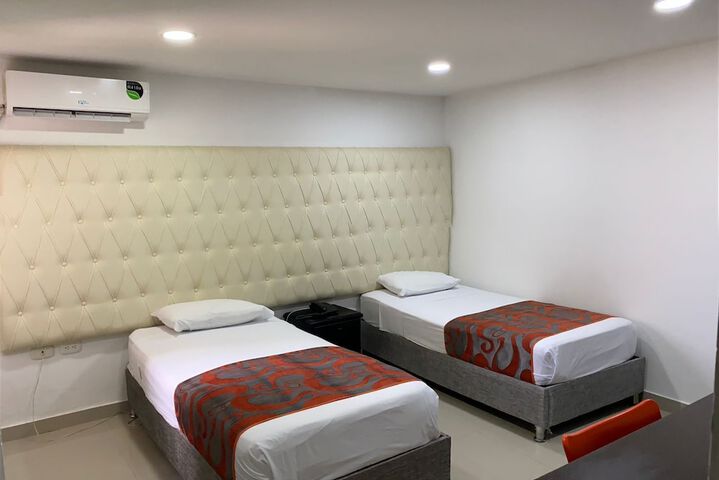 Room 52 of 97