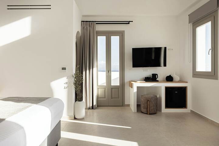 Room 33 of 51