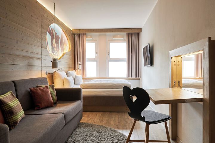 Room 36 of 118