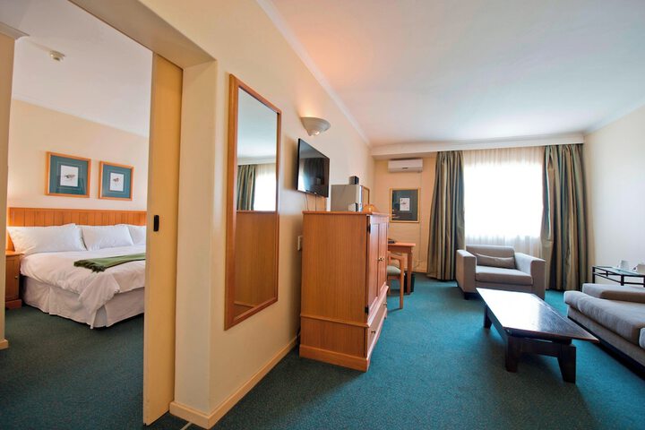 Room 12 of 21