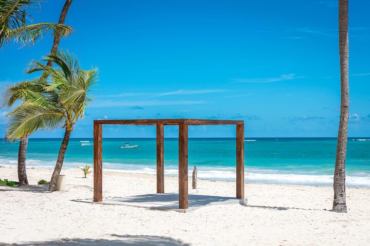Beach 183 of 211