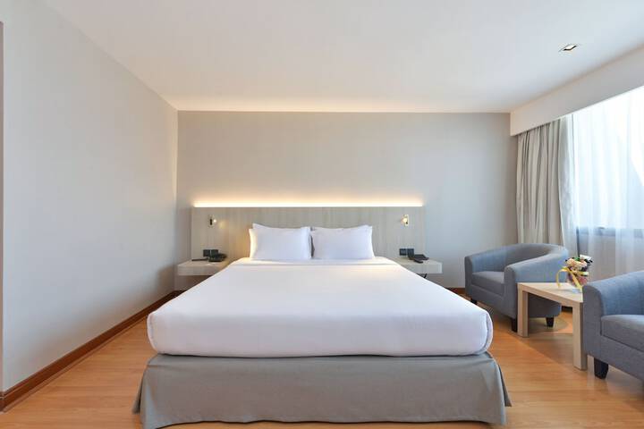 Room 15 of 125