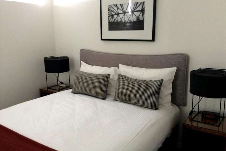 Room 9 of 50