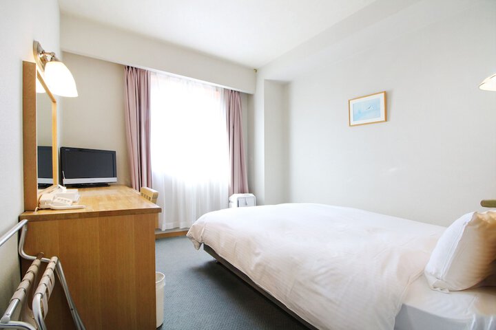Room 8 of 46