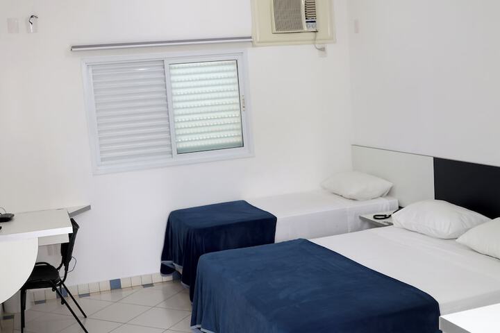 Room 8 of 25