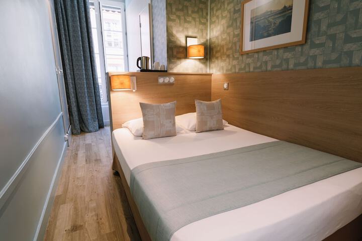 Room 20 of 43